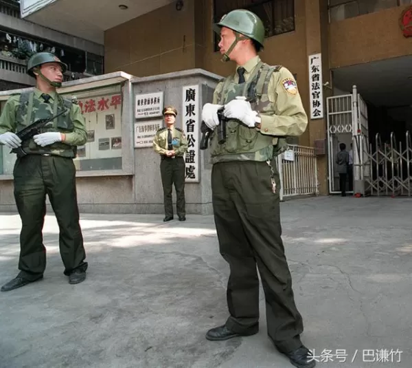 英文。張子強說,當人被逼到了一定程度原本你做不了的事情,也就都會做了。