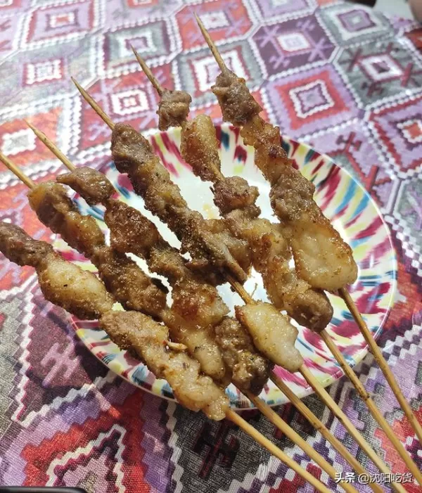 樣羊肉的香氣才能很好的與面香結合,味道還是不錯的,香!