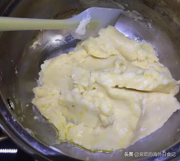 ,即使不擠奶油吃,也很香。下面就一起來看看是怎麼做的吧。